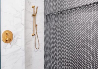 Catalyst-Custom-Homes-shower