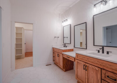 Custom Home Builder Near Me Lebanon - Bathroom