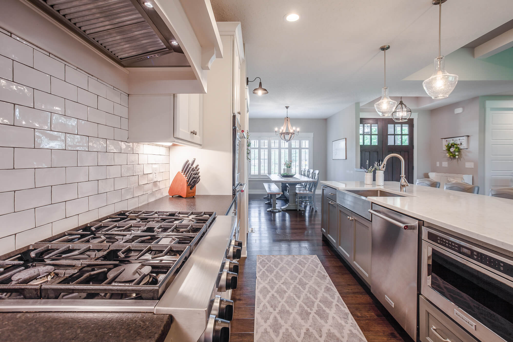 Catalyst-Custom-Homes-kitchen