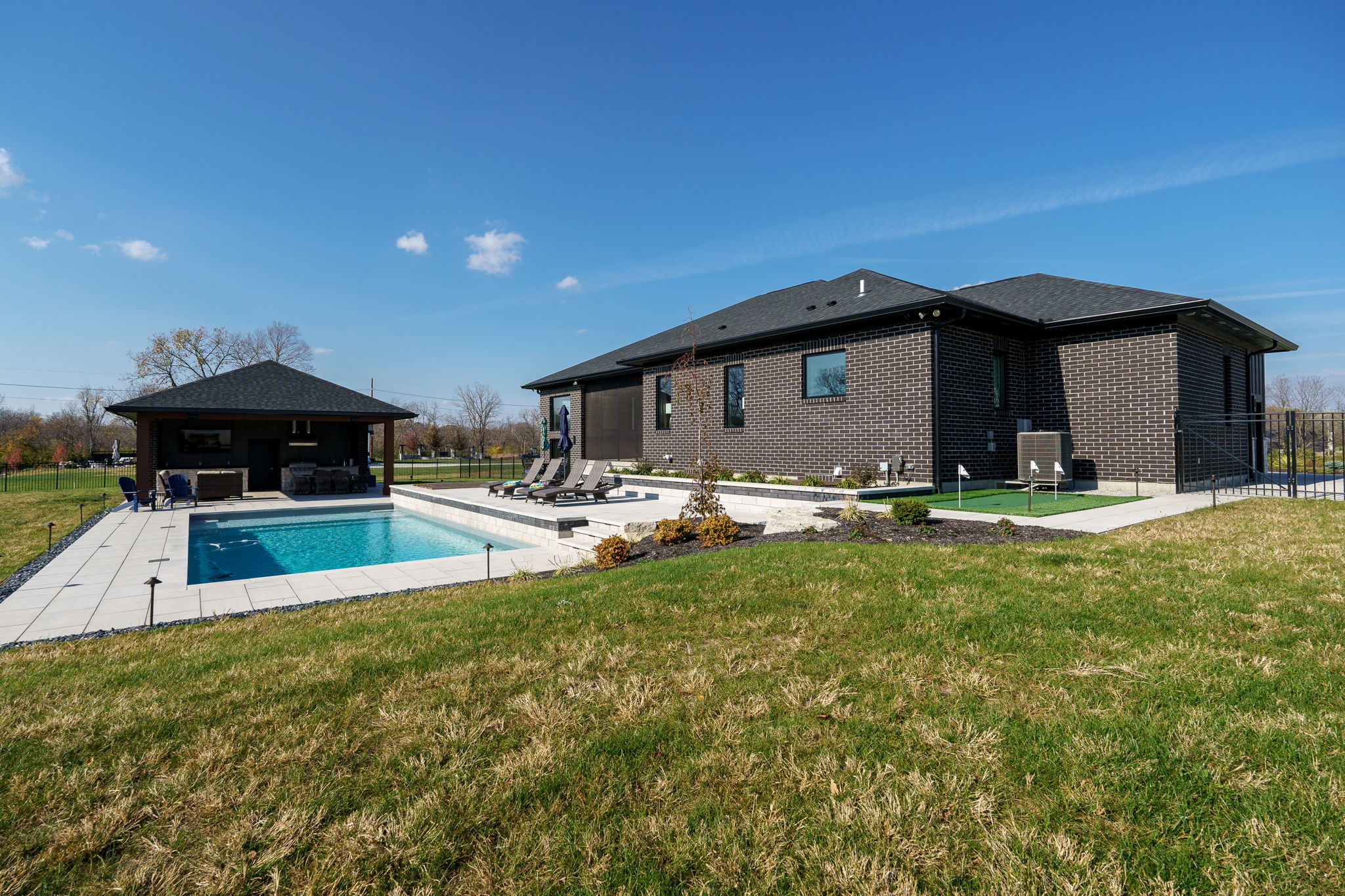 Luxury-Custom-Homes-in-Lebanon-Legendary-Way---bathroom