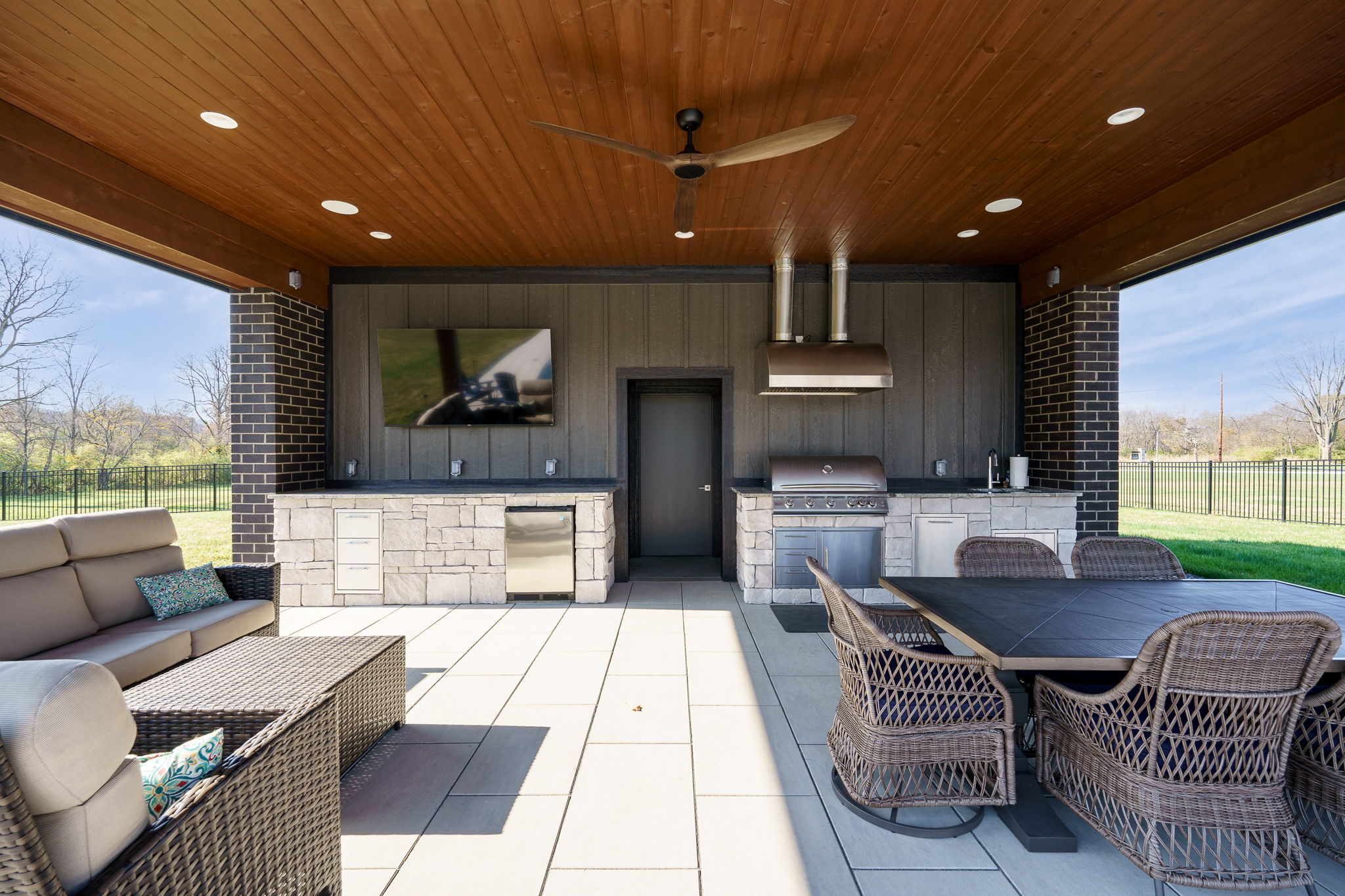 Luxury Custom Home Builder in Lebanon Ohio -patio Luxury Custom Home Builder in Lebanon Ohio -patio