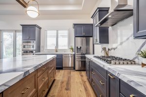 Luxury-Custom-Homes-in-Lebanon-Legendary-Way---kitchen